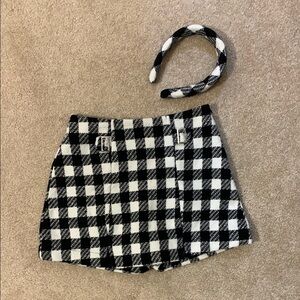 btween Black and White Buffalo Check Skort with headband